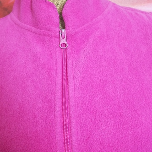 Vest - Picture 3 of 3